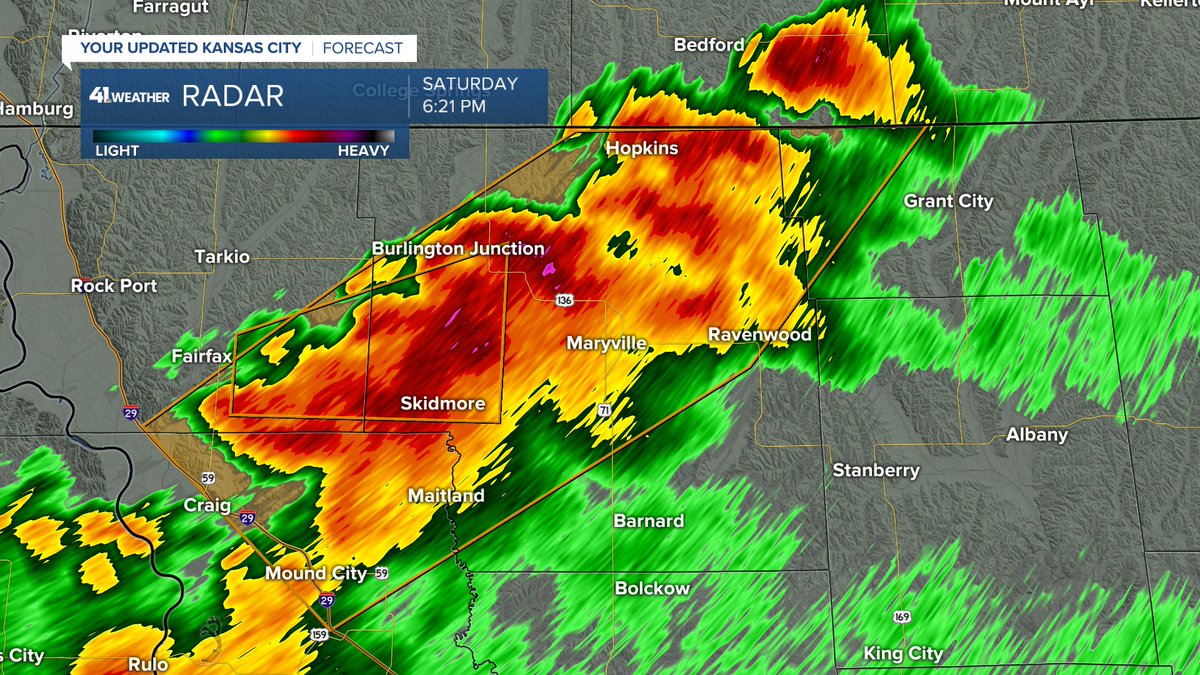 MetCalebC's tweet photo. Severe Thunderstorm Warning for Holt, Nodaway and Worth Counties until 7 PM. https://t.co/1YiwDii6Xf
