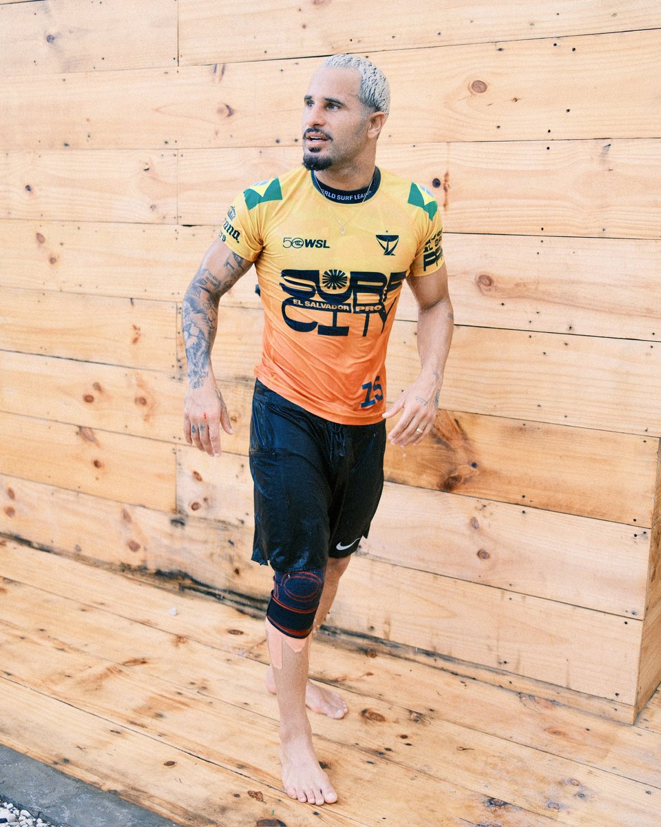 surfcity's tweet photo. Leofioravanti &amp; Italoferreira 

THE FINALIST 🏄🏽🏄🏽‍♂️ https://t.co/sGhb47w4wp