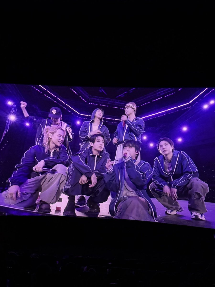 DOMODACHl's tweet photo. my seven 💜 https://t.co/BlPHkIDZTk