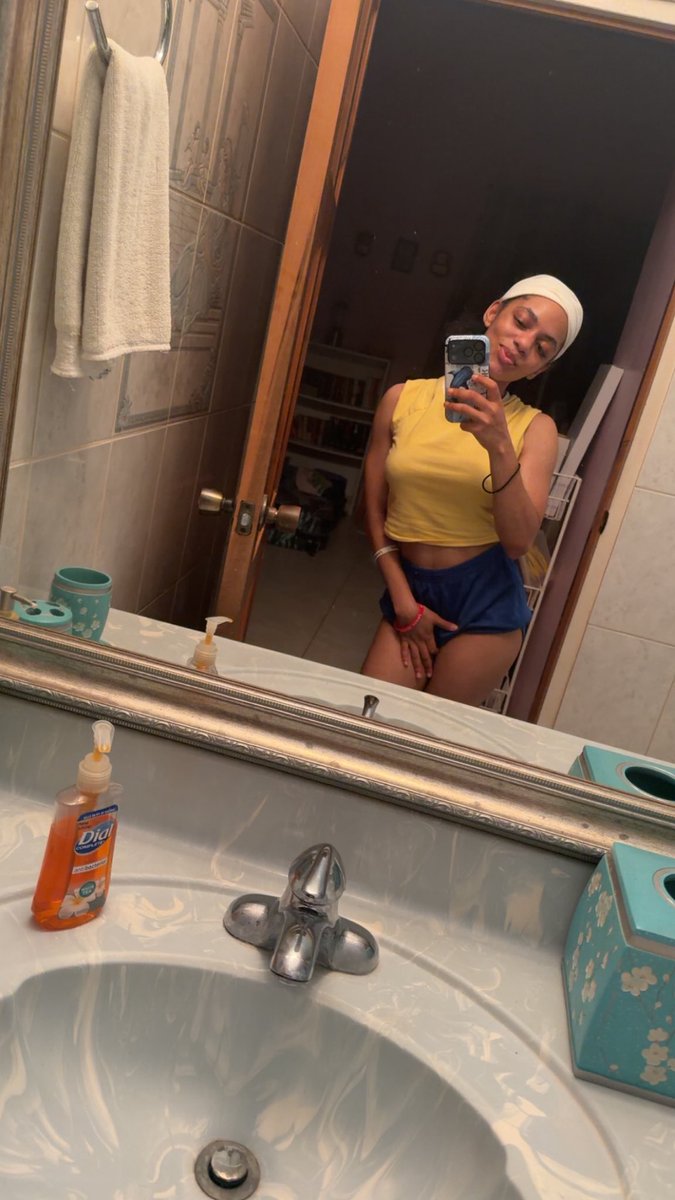 Pexiwhitetoes tweet media