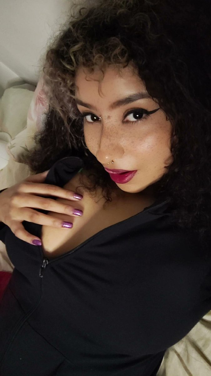 AyalaAngel99's tweet photo. Cara de safada! 🔥😈 https://t.co/GmF3Ym7tV8