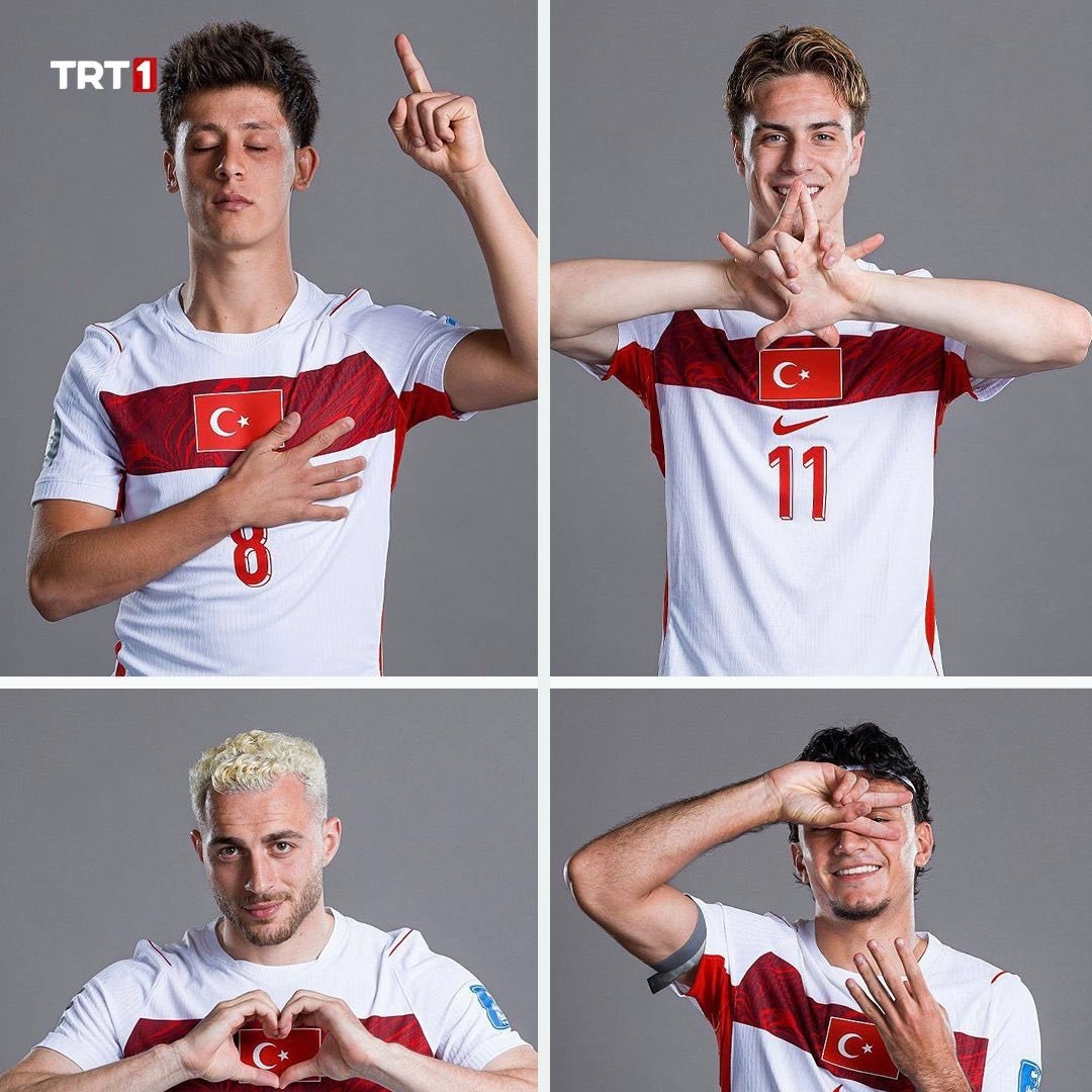 Alicesclassroom's tweet photo. Watching FIFA World Cup. Türkiye vs Australia @ 7.32 a.m. #BizimÇocuklar https://t.co/0IfttJ3ZGQ