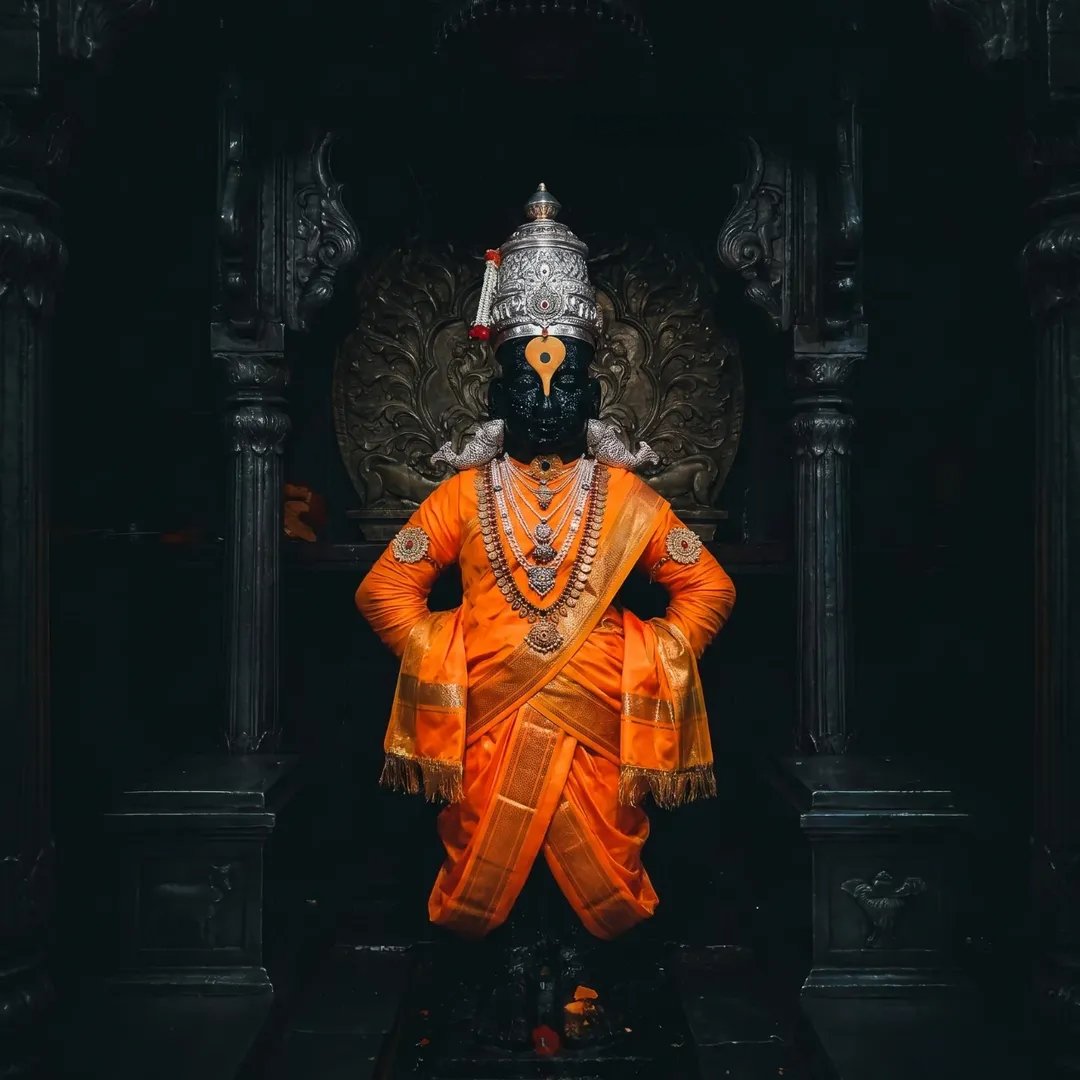 Harsh__17's tweet photo. || आलें देवाचिया मना 
 तेथें कोणाचें चालेना ||
|| हरिश्चंद्र ताराराणी 
वाहे डोंबा घरी पाणी ||
|| पांडवांचा साहाकारी 
राज्यावरुनि केलें दुरि ||
|| तुका म्हणे उगेचि राहा 
होईल ते सहज पाहा ||

#सर्वसत्ताधीश वैकुंठनाथ 💛 

#पांडुरंग हरी विठ्ठल 💛 https://t.co/vHP8en06hN