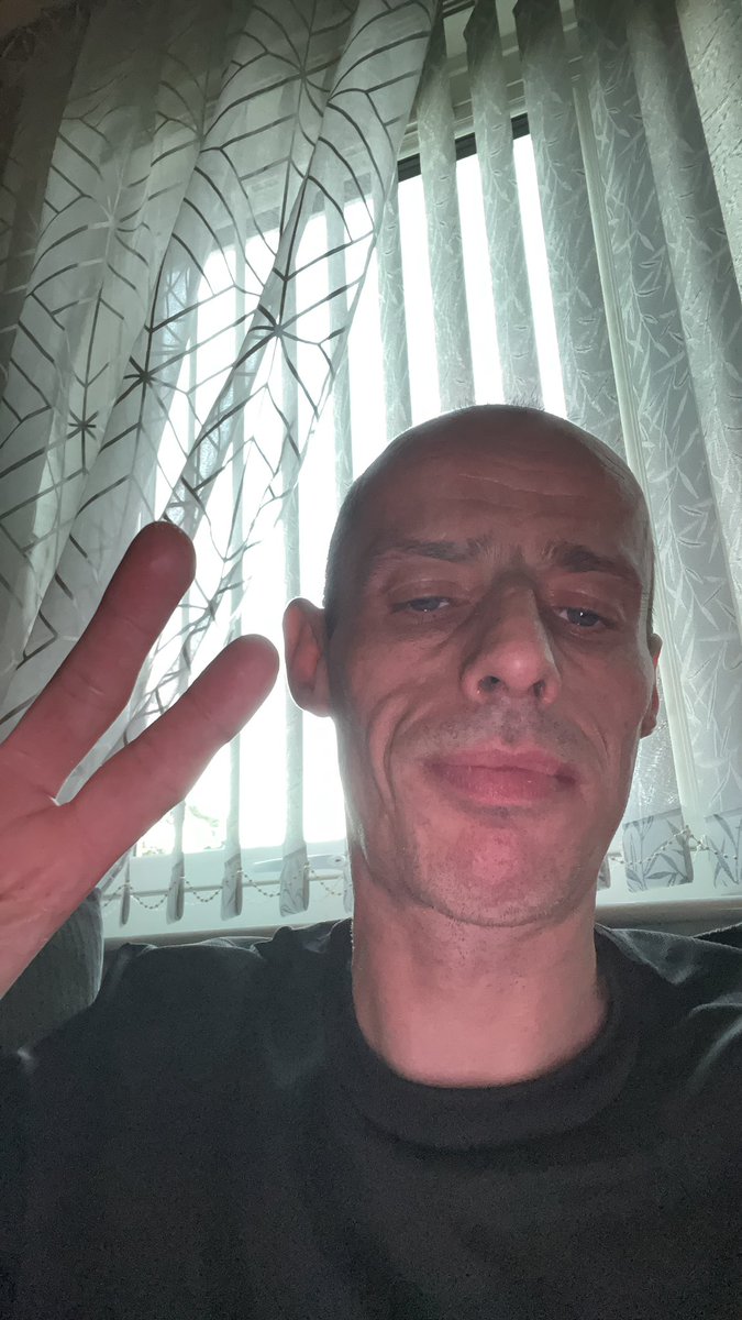 Craig tweet media
