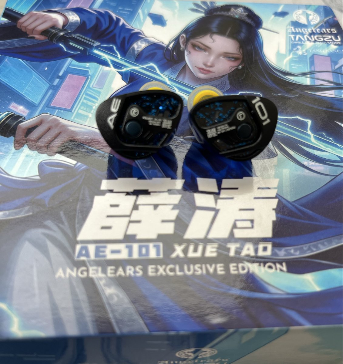 ynysLGS's tweet photo. tangzuの福袋は参加賞でした
でもめちゃくちゃカッコいいね https://t.co/EjwiwRIGEQ