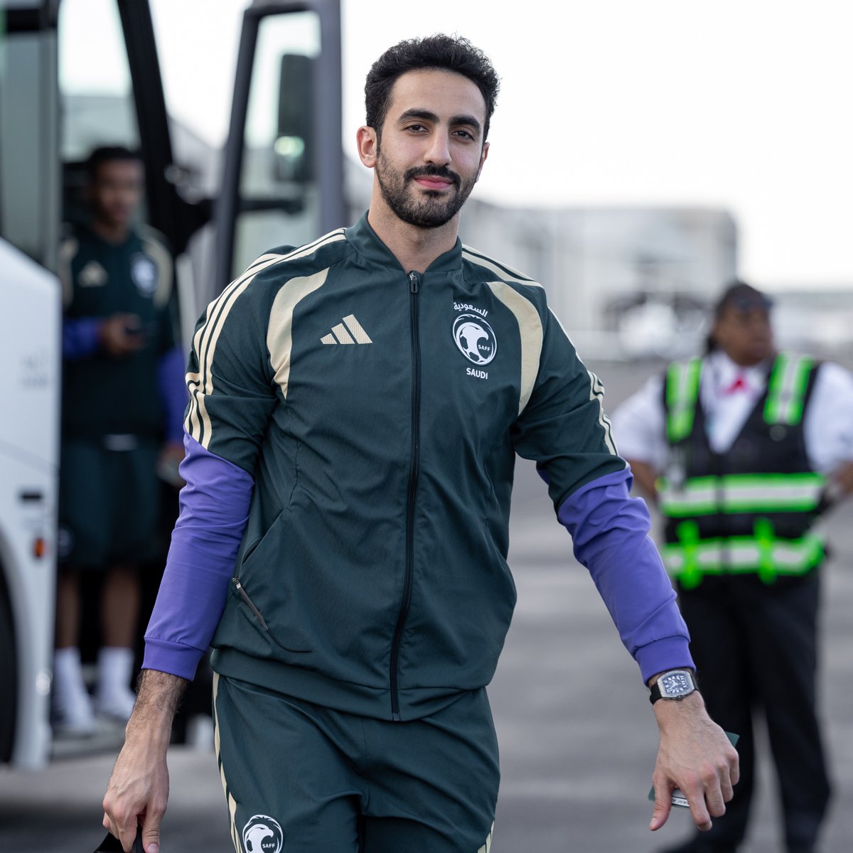 SaudiNT's tweet photo. 🦅📸 https://t.co/4Pv3jArKtO