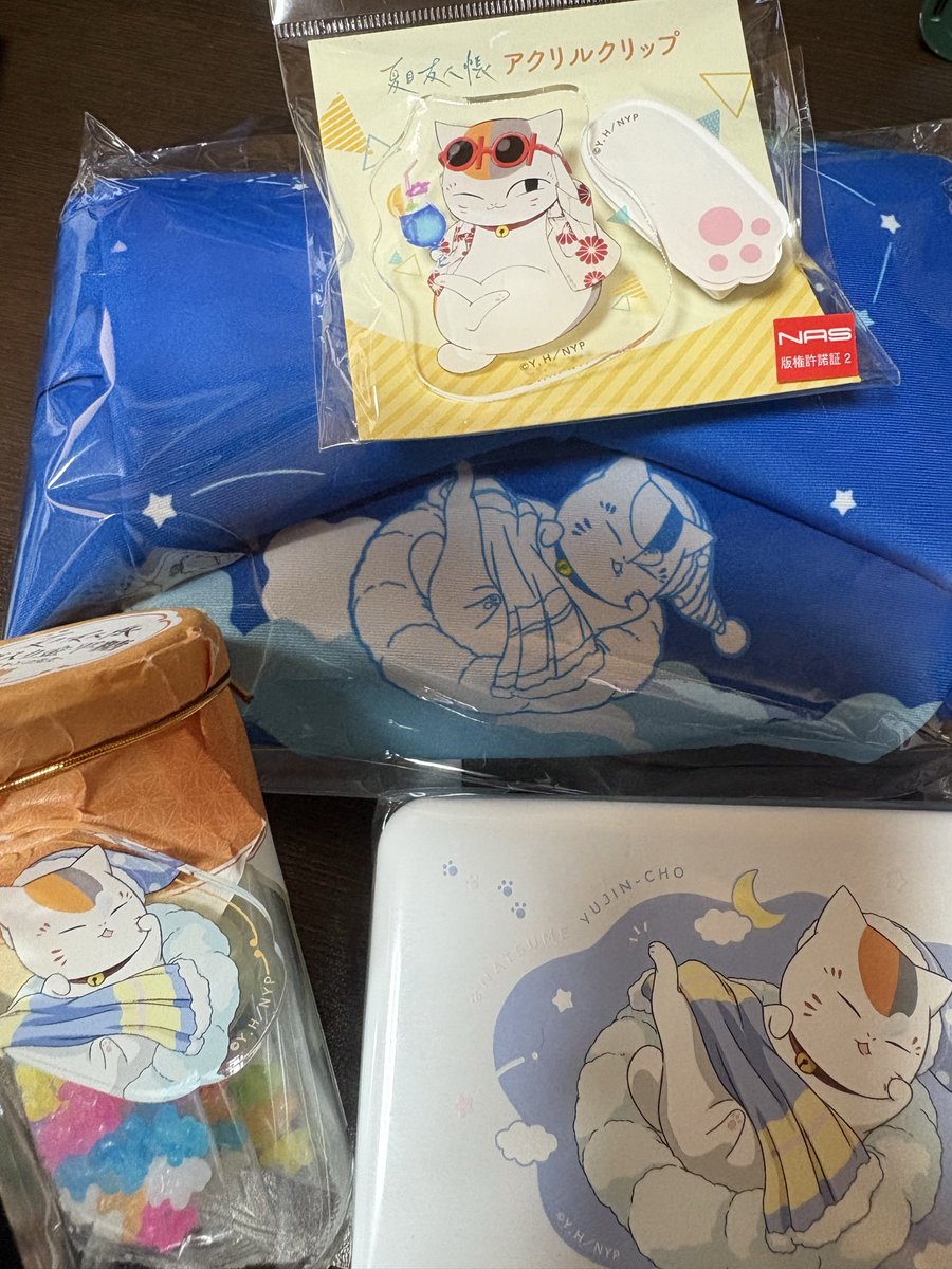 昨日朝イチで行ってきたんだけど、先生人気が凄すぎて、補充されなかったら膝から崩れ落ちるかと思ってた水饅頭。無事買えて良かった😊スヤスヤ先生可愛い〜 