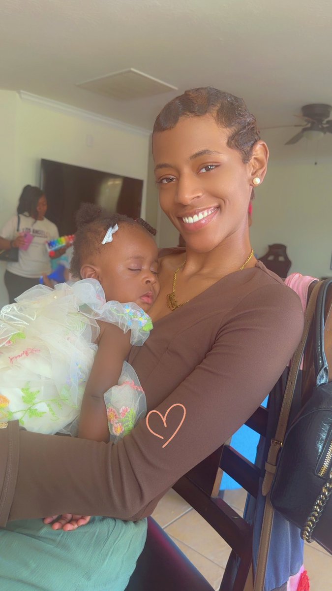 whyh8star's tweet photo. my daughter already a 1yr old 🥹 https://t.co/iCqGc9TLbg