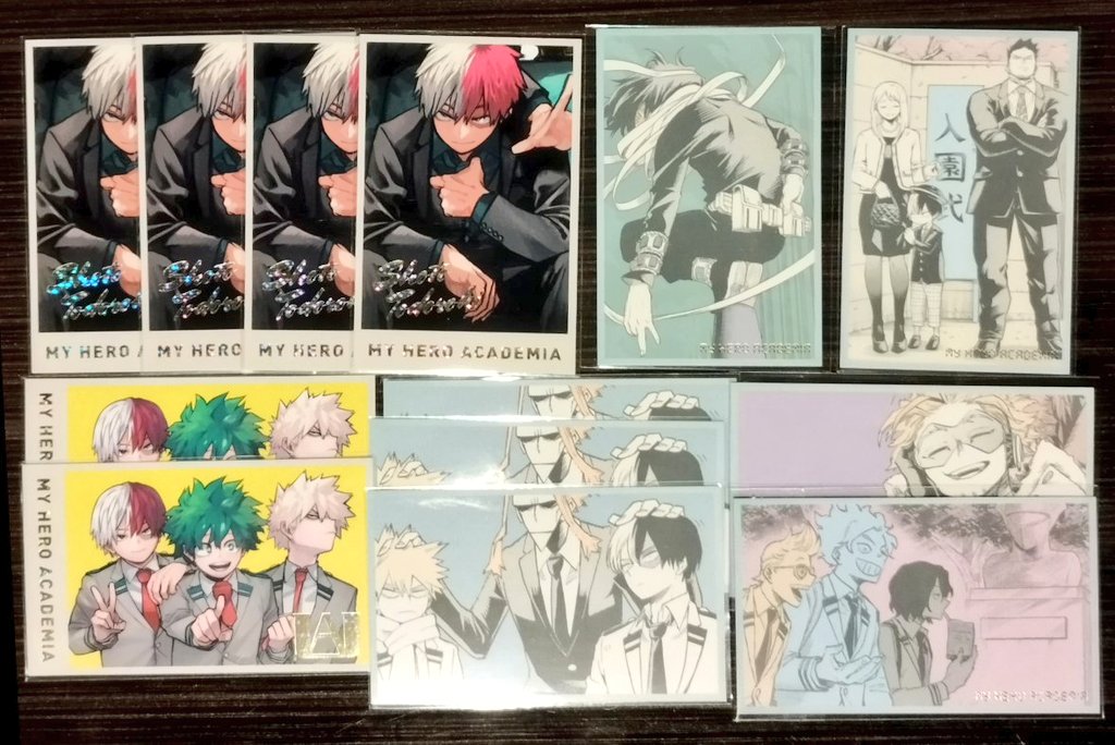arigatomura's tweet photo. 【交換】僕のヒーローアカデミア 原画展 ヒロアカ
出）画像の品
求）爆豪、緑谷

轟くんは爆豪含む交換優先。本日現地手渡しor後日郵送

コレクション缶バッジ キーホルダー パブミラー風アクリルステッカー アクリルパズル メモリアルコレクション タブロイド風ステッカー コレクションカード アクキー