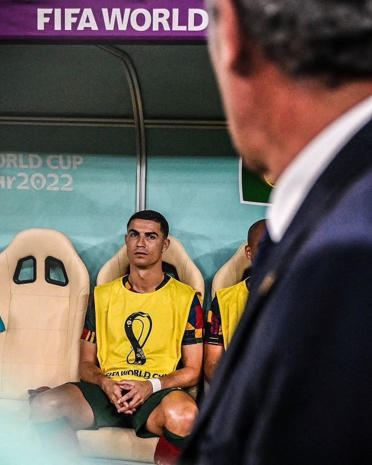 Messihour247's tweet photo. @Hutman_RM Temu Goat 🤣🤣on bench during World Cup smh 2 man of the match Messi be ya mate 🤣🤣 https://t.co/dOqm9qdOh5