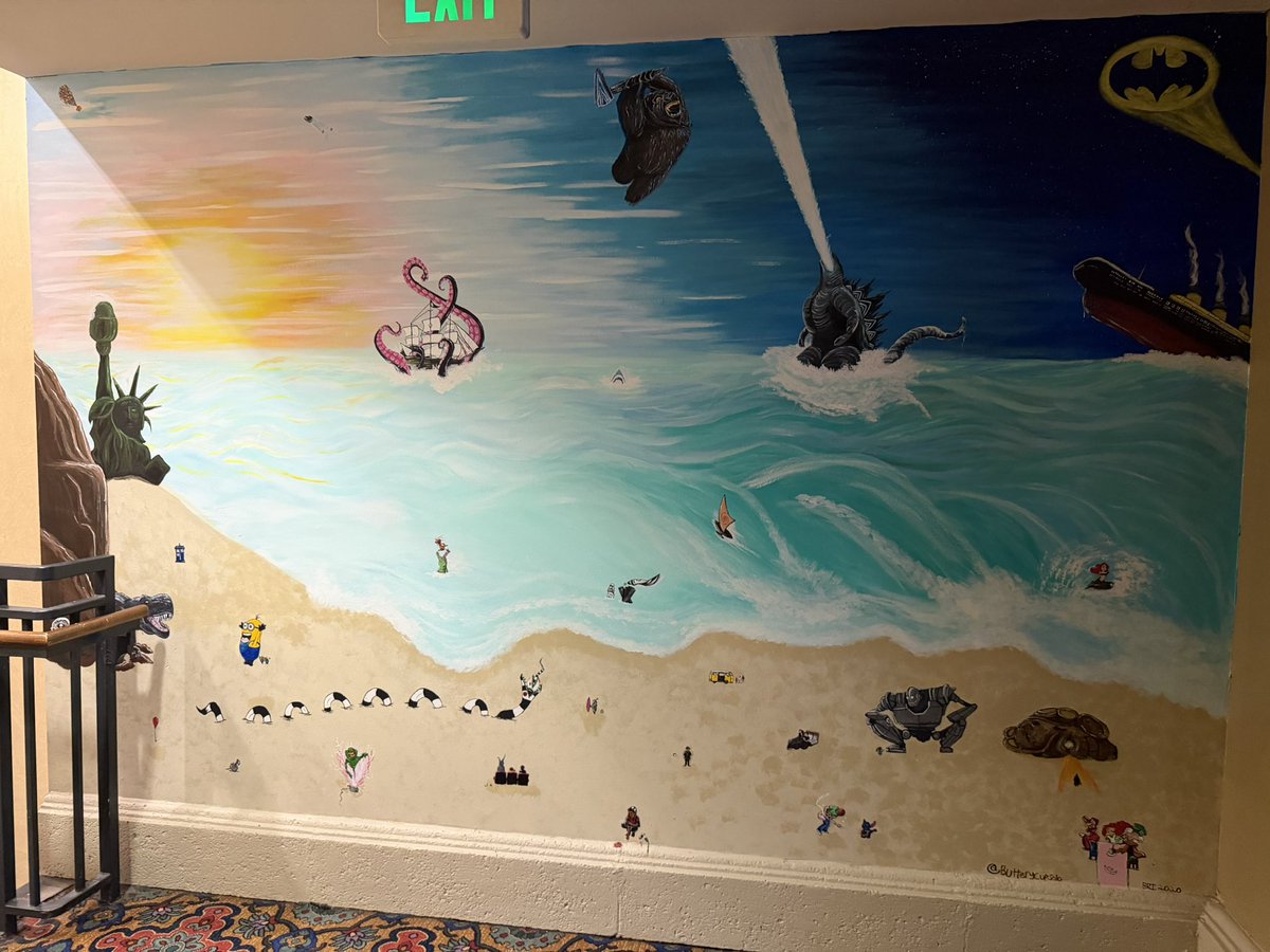 cturtleemmers's tweet photo. @AMCTheatres #Sundial @Butterycupsolo #AMCAPES #backrooms what an awesome mural!! https://t.co/q5mPzUjMrO