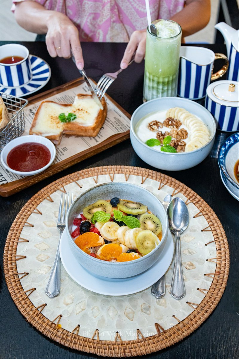 WalkPhuket's tweet photo. 📍The Royal Paradise Hotel &amp; Spa Patong Phuket

美味しい時間は幸せな時間

大好きな仕事の時間です ...

楽しかったです♡

3回目のリクエストありがとうございました♪ https://t.co/2P7vefpd8o