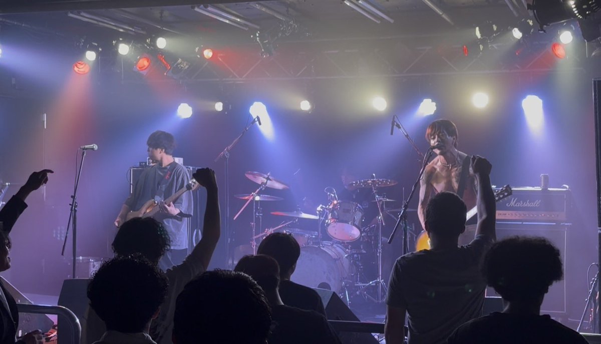 k_3731's tweet photo. ツアー松江カノーバ編ありがとございました！
楽しすぎてスネア破れました🥁
一緒に戦ってくれてありがとう！

今日大阪きんこぶーー！！ https://t.co/nNhOagGLcB