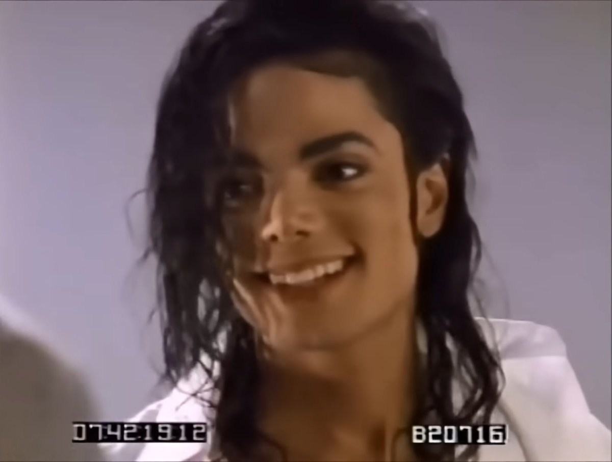 alucinada pelo mjj • jurídico do applehead tweet media