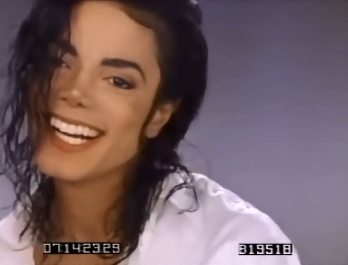 alucinada pelo mjj • jurídico do applehead tweet media