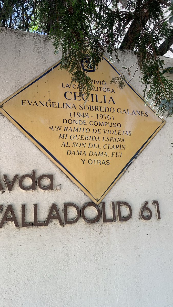 el_meister's tweet photo. Cecilia componía esas maravillas en la Avenida Valladolid ♡ https://t.co/EyFJUfEKGh