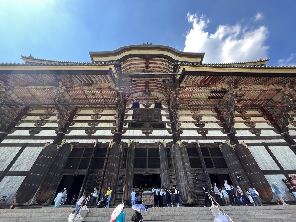 VTECpowerHONDA's tweet photo. 奈良一泊２日の旅、良い旅でした。
オール下道、下道は楽しいですね、鈴鹿辺りでS2000とすれ違いました。
手を振りましたが、多分、誰？って思われているかも🤣

帰りとうとう25万キロを達成👍 https://t.co/DddNxBTJHV