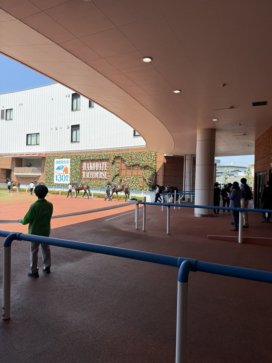 kata_age_pot8o's tweet photo. コナンが大好きなので函館に来てみた https://t.co/Q5hPtp030N