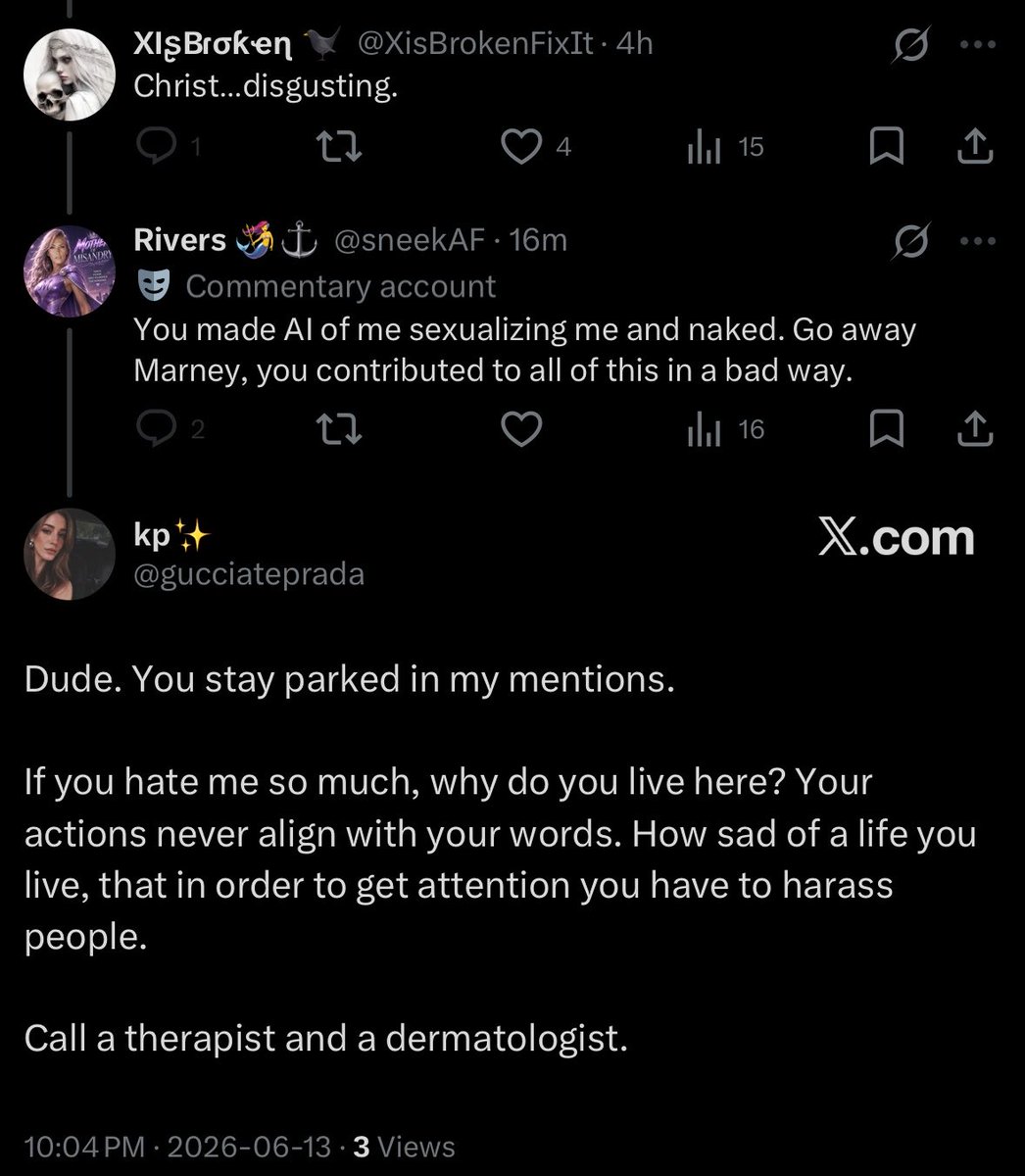 sneekAF's tweet photo. It’s cute how you all tweet about me all day and if I respond you try to play victim 😆 Good luck with your teeth &amp; stuff 😏 https://t.co/IUw2JDDDiD