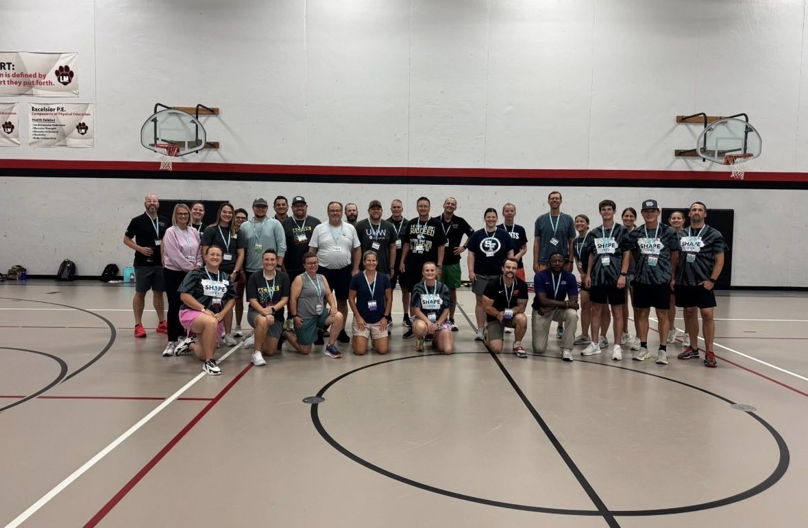 khammill22's tweet photo. Had tons of fun at SHAPE Iowa’s convention this week with @WillWestphal, @CoachA_physed, @MrPicha_PE, and many others! I enjoyed learning from some of the best (can’t believe I am graduating in December) and even presented a session with @SawyerKoplienPE! Can’t wait for WHPE! https://t.co/eIW0rxgsdx