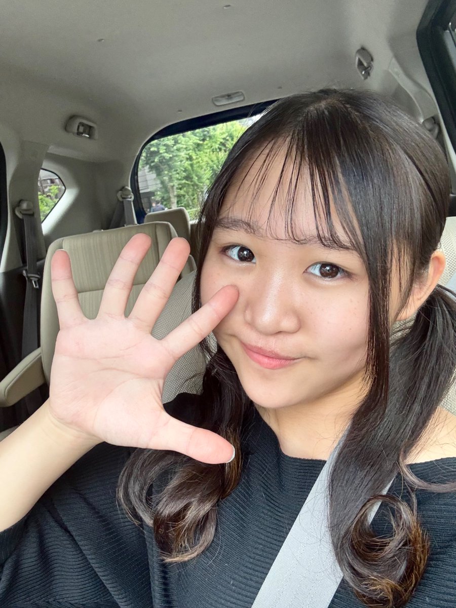 DP_PANNA's tweet photo. ぱんな復活しました！
先週まで人生の暗黒時代すぎて😵、更新できなくてごめんなさい。

体調崩した上に、不注意でスマホを失ってしまって、キッズケータイに戻ってしまいました😵。
しばらくお母さんに頼んで投稿してもらいます。
やっとまた舞台に立てる！
頑張ります！
#DIANNAプロジェクト練習生 https://t.co/ZGbKIE0chd