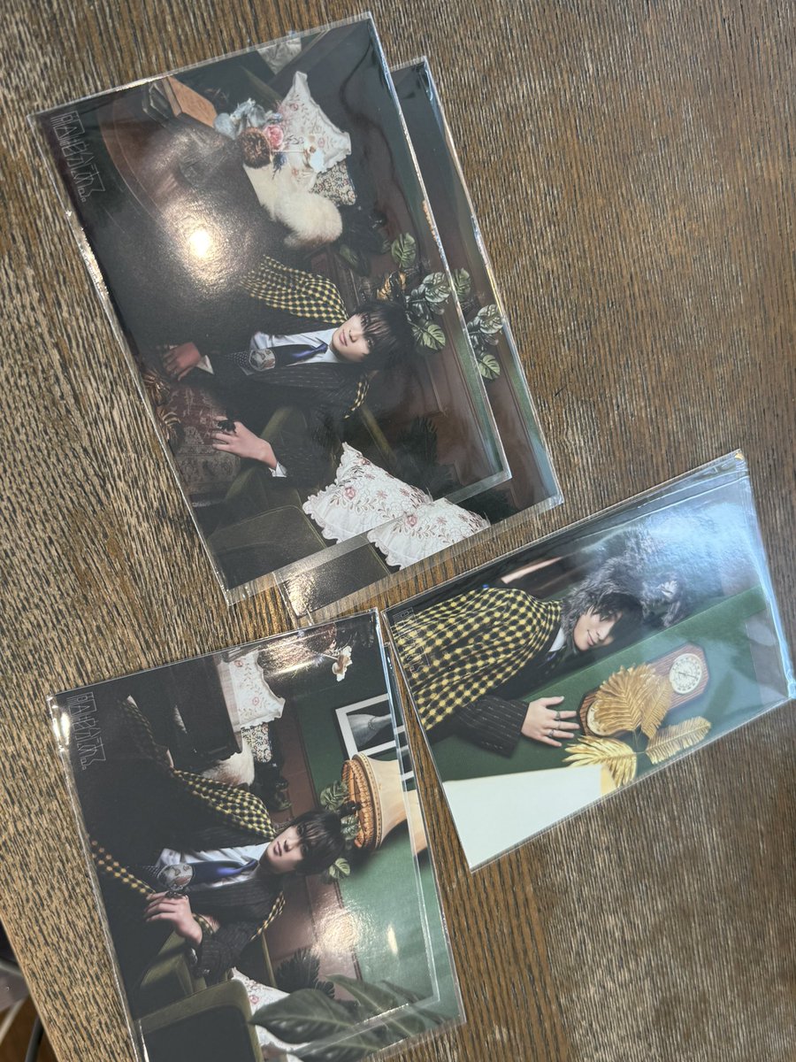 oo33586's tweet photo. 原因は自分にある　桜木雅哉　生誕　生写真　交換　

譲:数字のもの

求:画像のもの👑>💗

郵送でのお取引希望です https://t.co/SoNjY1Ix0O