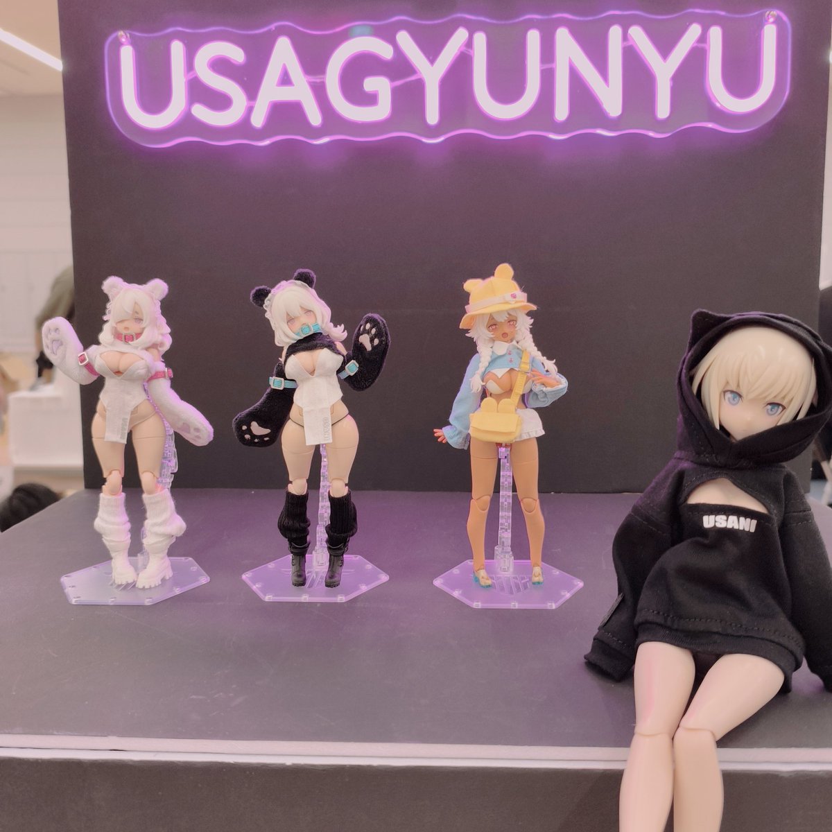 giuniu0's tweet photo. 設営完了しました!
よろしくお願いしますー! https://t.co/3xOt3pK3TT