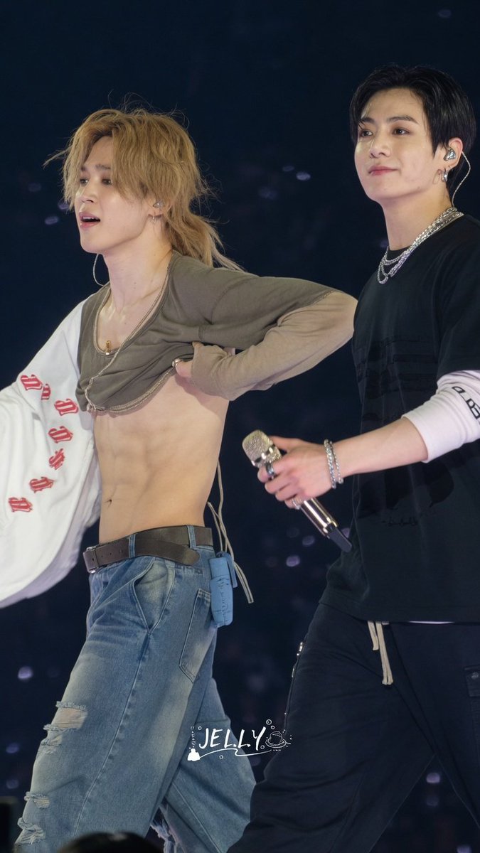 jm7Jimin's tweet photo. Would you like to hold jimin? https://t.co/ZXLMHJJeg3