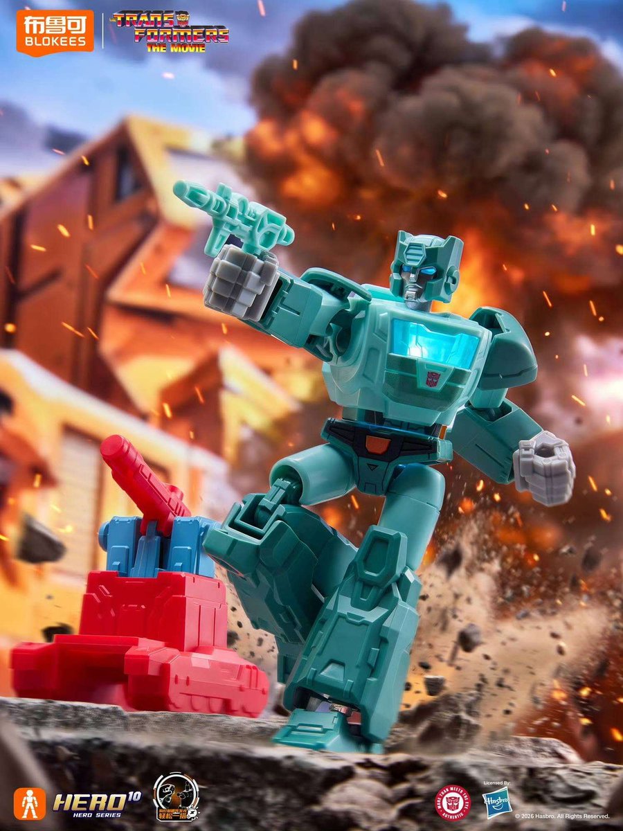 swervesbigballs's tweet photo. GJDLFJGOFJF IS THAT PERCEPTOR IN HIS MICROSCOPE ALT https://t.co/yCQ85Tqc06