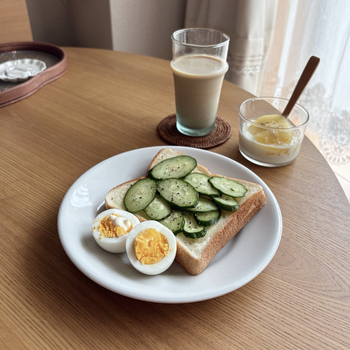パン tweet media