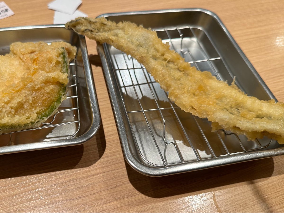 昼は天ぷらひらおで 結構な並んだけど美味しでした