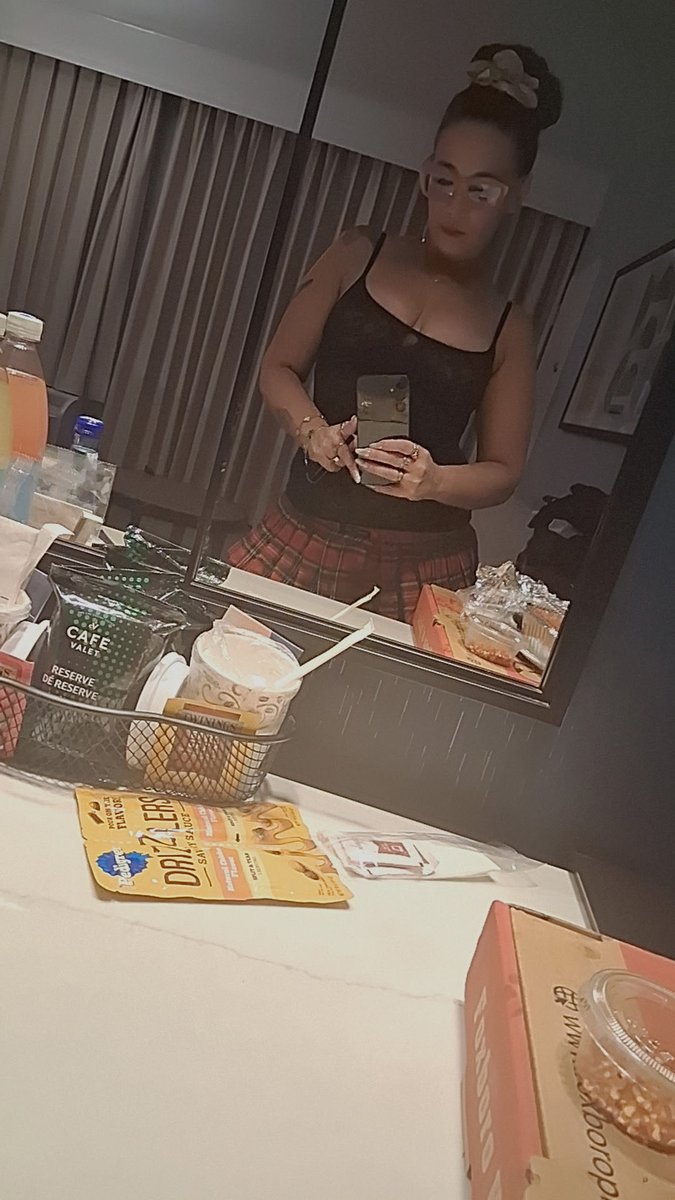 Ciaraxxxsmith tweet media
