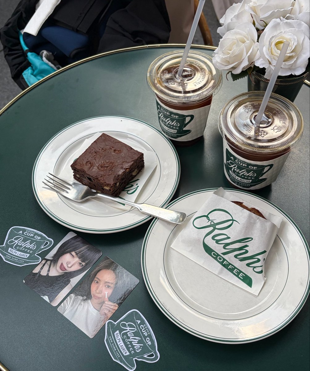 Cacao__212's tweet photo. ペンサ終わりの@ili_a258 と念願ラルフズコーヒー☕️最速レポ聞けて嬉しかった🫶🏻 https://t.co/1i1XVogbaW