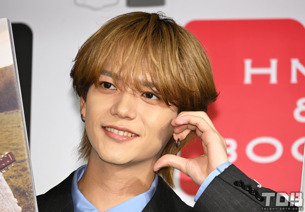 talent_databank's tweet photo. FANTASTICS・中島颯太、初めて訪れたイングランドの地でモテまくり「爆発するんじゃないか」と自信！自己採点は『10そうちゃん』と出来栄えに太鼓判！＜2nd写真集『THE SELF』＞ 

▼詳細はこちら
 https://t.co/2A3vjsYiEh

#中島颯太THESELF #中島颯太 #FANTASTICS https://t.co/5AJF9VjuOJ