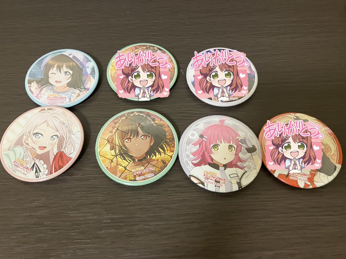E-girls缶バッチ この缶バッジの交換も良ければお願いします！ 8th衣装の歩夢求めてます！