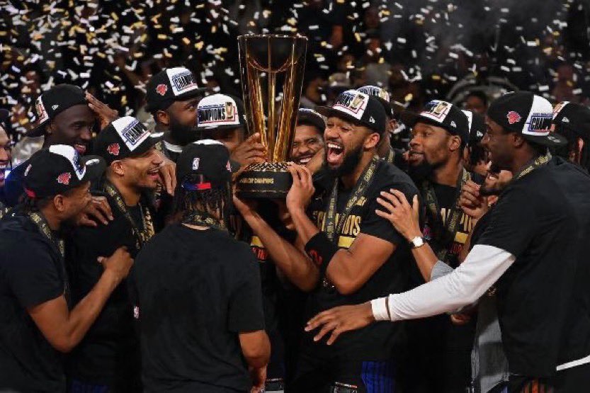 knicks_union's tweet photo. Oh and btw, we won 2 championships this season 🤷‍♂️ https://t.co/iEq6iQI2O8