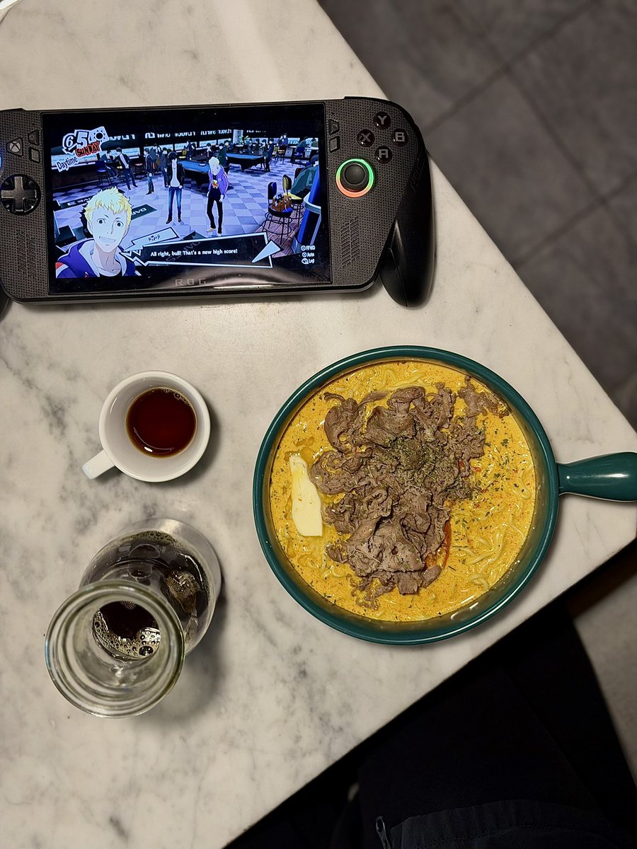 right_nau's tweet photo. @PlaymenID @WatchmenID mau pacarin makoto https://t.co/vZf14rTy3m