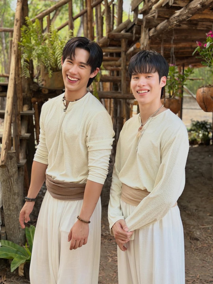 pearlpeakth's tweet photo. [IG UPDATE] peipei_mua

🔗https://t.co/e8rMzU8YZV

@pearlpooo @peakpeemapol

Flower Boy Final EP

#หลงกลิ่นเกสรFinalEP
#peakpeemapol #พีคภีมพล https://t.co/XTDc6MJ0Aa