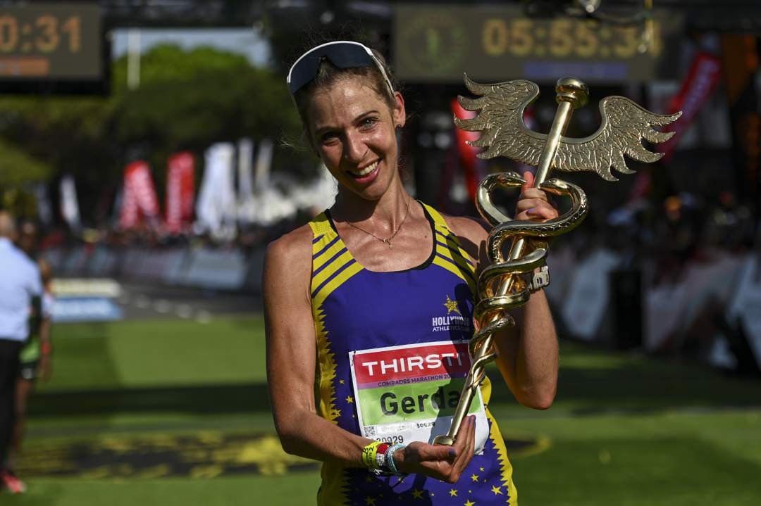 Sakhilenavy21's tweet photo. Rooting for my favorite defending champions Gerda Steyn and Tete Dijana and running his 51st comrades marathon since 1973 over 5 decades since his first run at 22 years 74 year old   Louis Massyn. 🏃‍♂️🔥🎊🎉🇿🇦 #Comrades2026 
#ComradesMarathon
#SkaFelaMoya
#ComradesMarathon2026 https://t.co/emmK1QsD4l