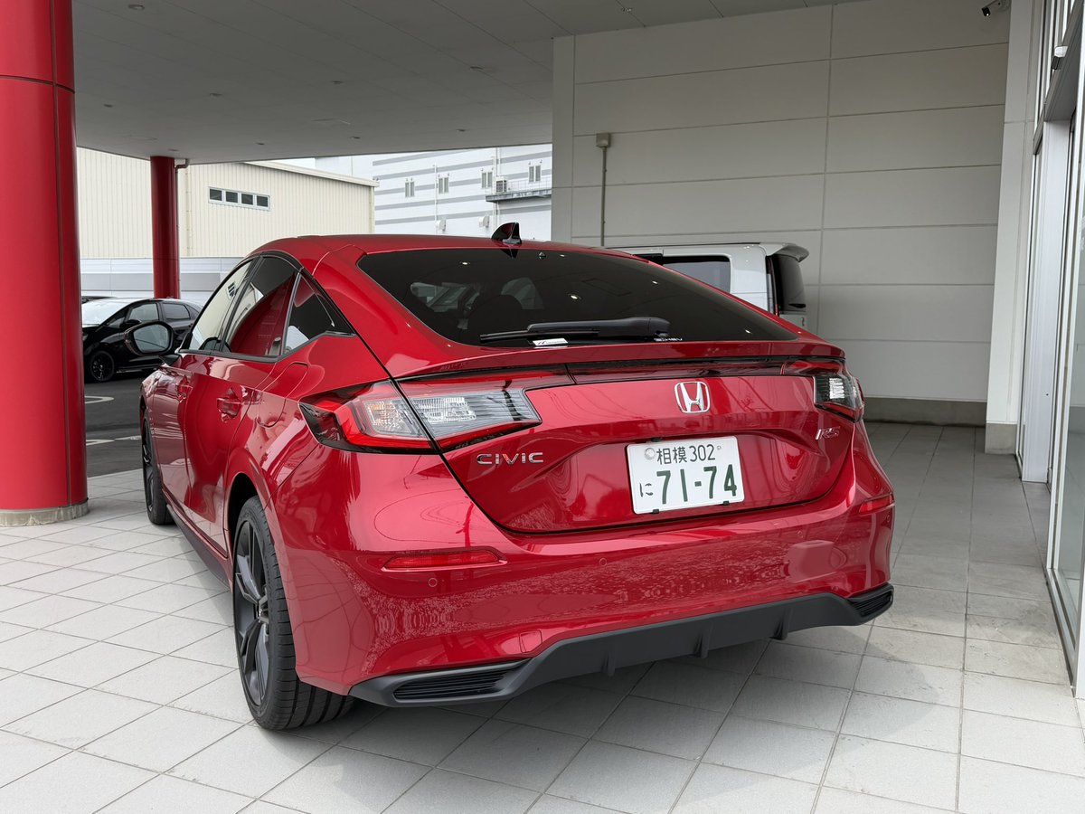 sekkatio's tweet photo. 今日、朝一で車の点検
シビックRS乗ってみた！
カッケーけどけど
ゴルフバッグは積めないなー😂 https://t.co/PBQEdTNS6N