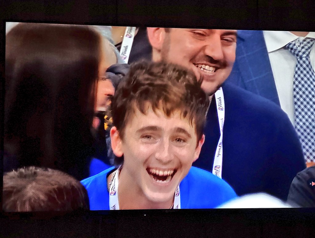 Lbaini's tweet photo. La cara de un tipo que va a concebir un chalamet-kardashian en minutos. https://t.co/mxgaW6cAor