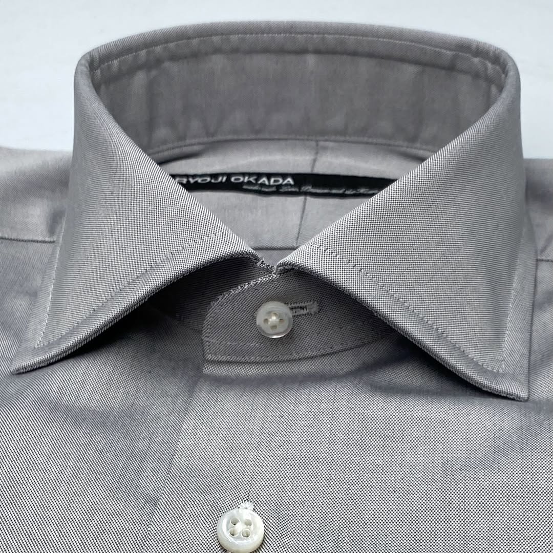 LoudGarden's tweet photo. Smart and intellectual grey shirt

- Fabric by Thomas Mason
- Classic widespread collar
- French front
- Round double button cuffs
- Mother of pearl buttons
- Aquarius embroidery
- Made in Japan https://t.co/Z8HFNReD7u