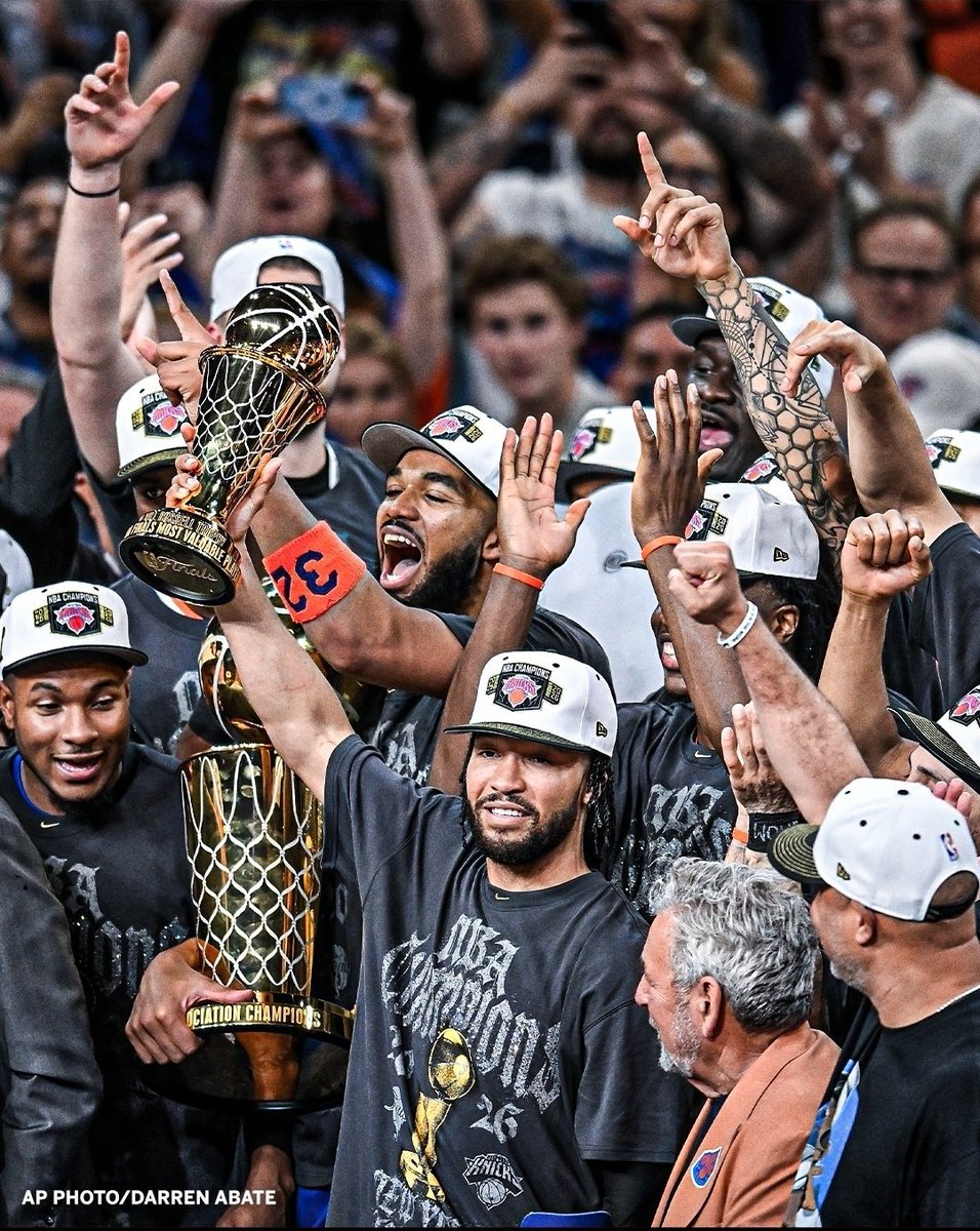 JaeVicious's tweet photo. Champions!!!! @nyknicks https://t.co/310LgX7JJG