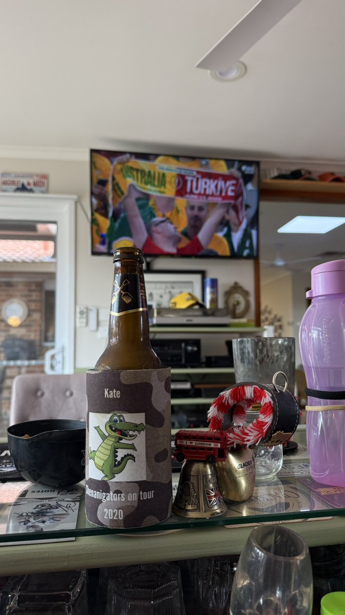 wapple15's tweet photo. Sunday afternoon #BeerView #FIFAWorldCup ๐ป๐ป https://t.co/cNlni1K8T9