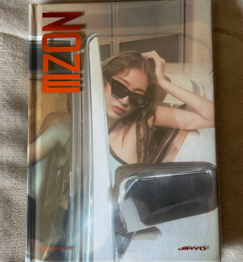 hbs_ph's tweet photo. [Pre-Order] #hbs_sells 
🛒TWICE Jihyo Zone Album Set  

💰Php800 set
⤿PAYO 
⤿Picture for reference 
⤿ DM to secure  

^Please ignore if you find it OP^ https://t.co/ZUv0SImXAb