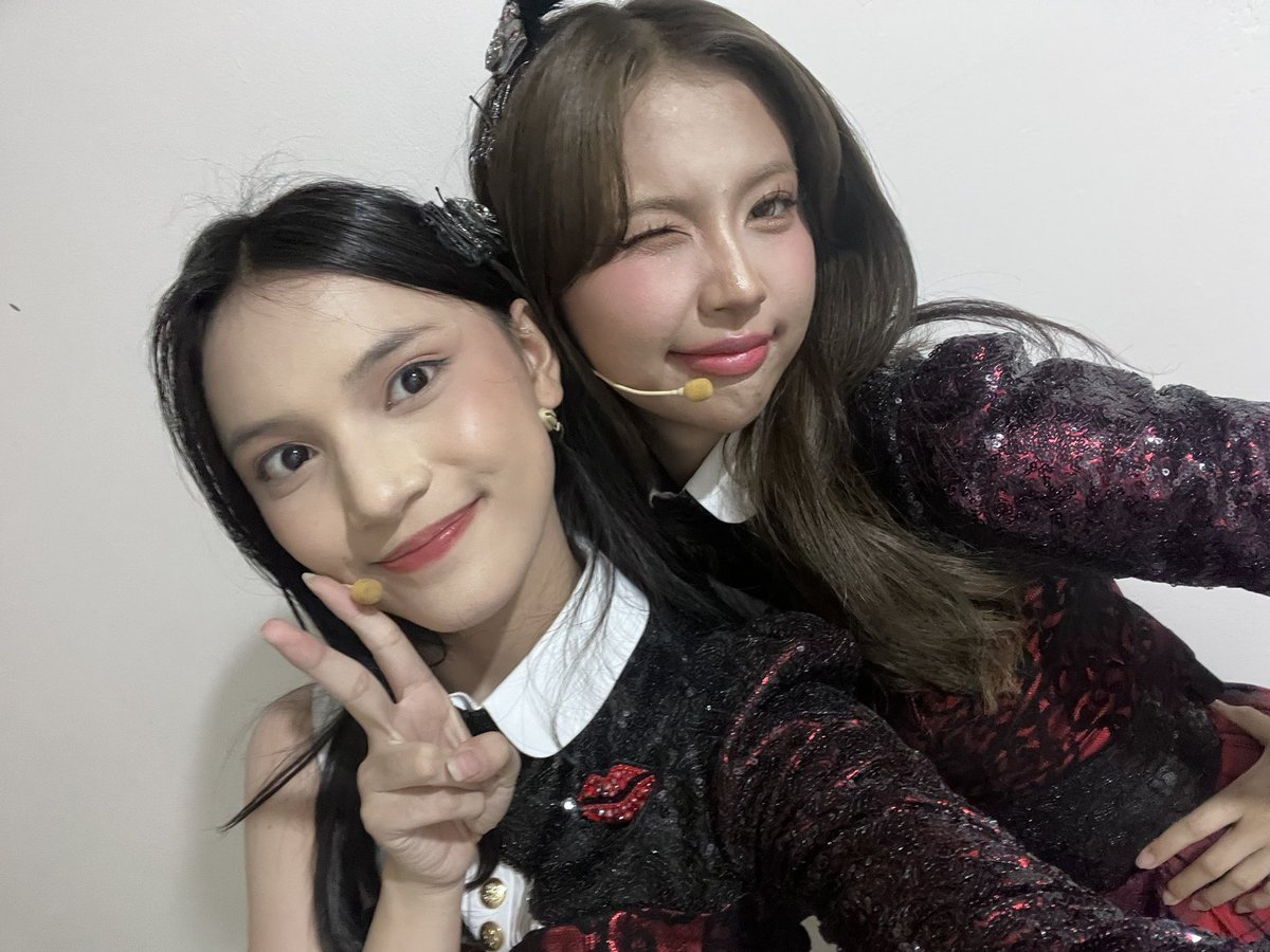 A_VirgiJKT48's tweet photo. foto bersama kakak”!!! https://t.co/yufpzmHexH
