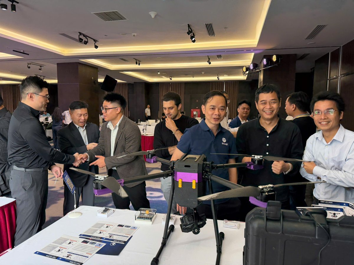 saolatek's tweet photo. 📰 EVENT: DA NANG DESIGNATES UAV TECHNOLOGY AS A PRIORITIZED STRATEGIC SECTOR 🇻🇳
On June 12, 2026, the landmark workshop "UAV Technology – Driving Low-Altitude Economy Development in Da Nang City"
#FAI #Saolatek #Drone #Demo #Edu https://t.co/wxztkMojw5