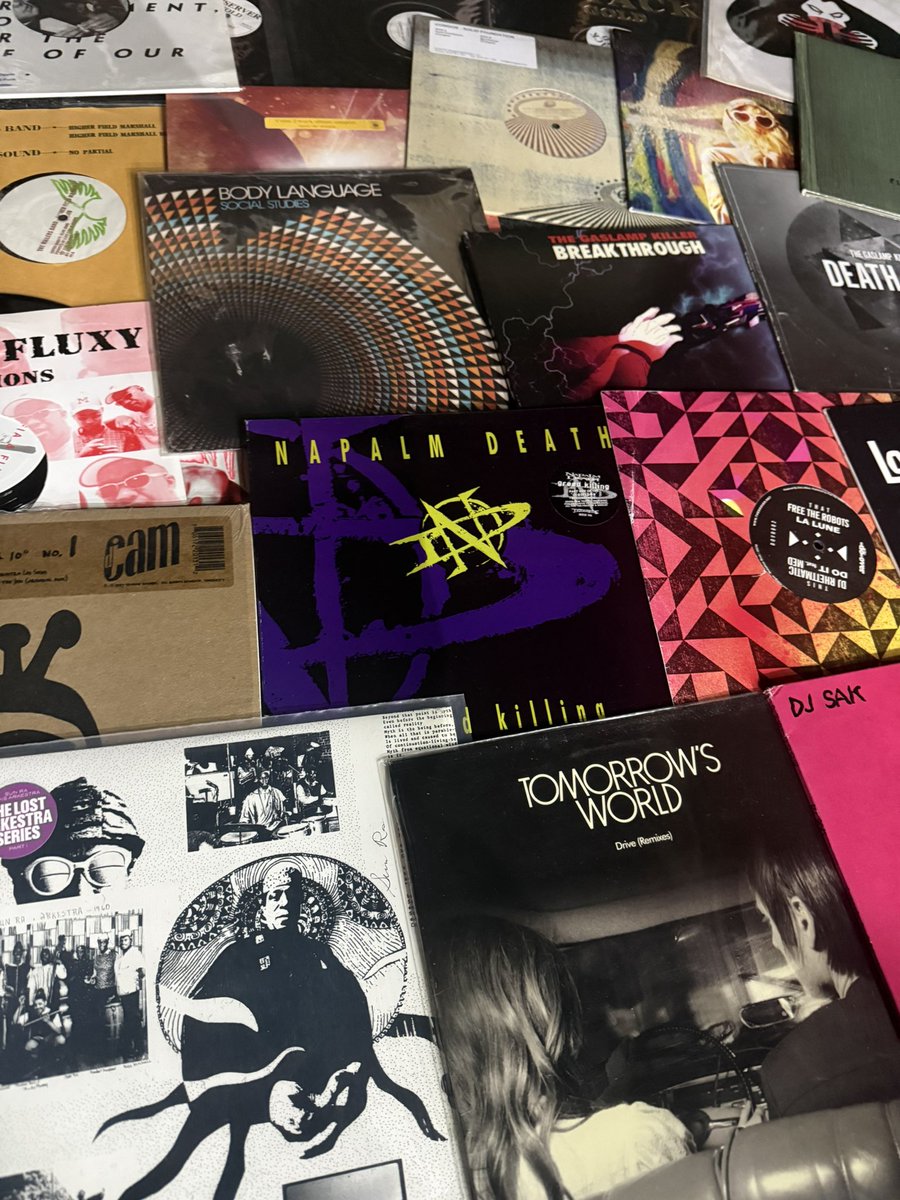 ◀︎ HIP HOP, CLUB SOUNDS & MORE < 10