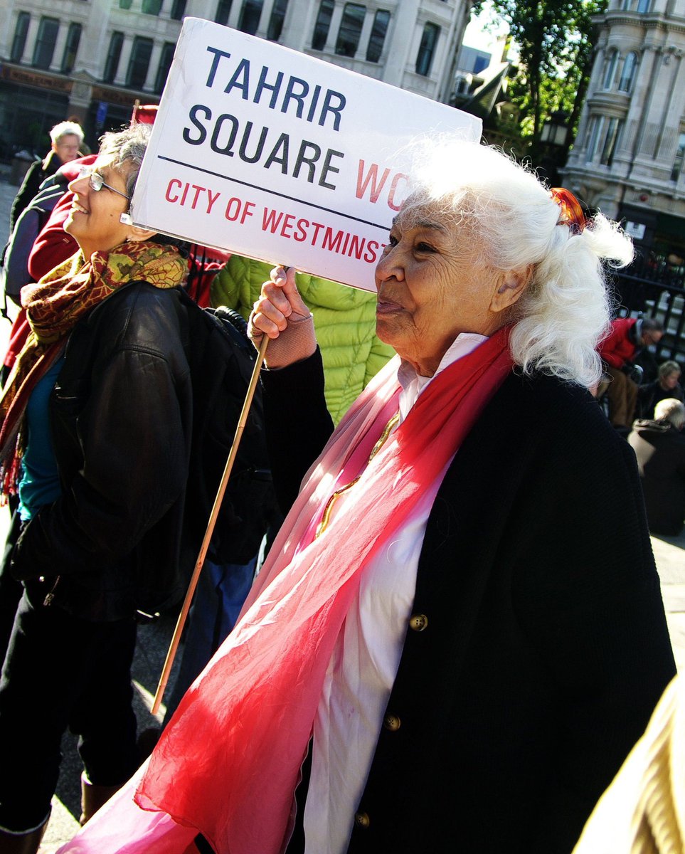 NawalElSaadawi1's tweet photo. "نحن نعيش في عالم متوحش، عالم يحكمه قانون الغابة: القوي يأكل الضعيف، والدولة الكبيرة تأكل الدولة الصغيرة.. لقد أنجب النظام الرأسمالي العالمي هذا الواقع من العنف."

#نوال_السعداوي https://t.co/m7VM4F3dQ7