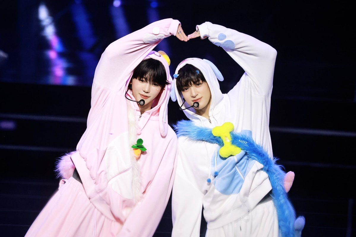 NajenimoWithk's tweet photo. 260614 팬미팅D2 2PM

오랜만이에용🥺
하트귀엽다고용💚💚
#재민 #JAEMIN 
#제노 #JENO 
#NCTDREAM #NCT https://t.co/4m4MstQjPv